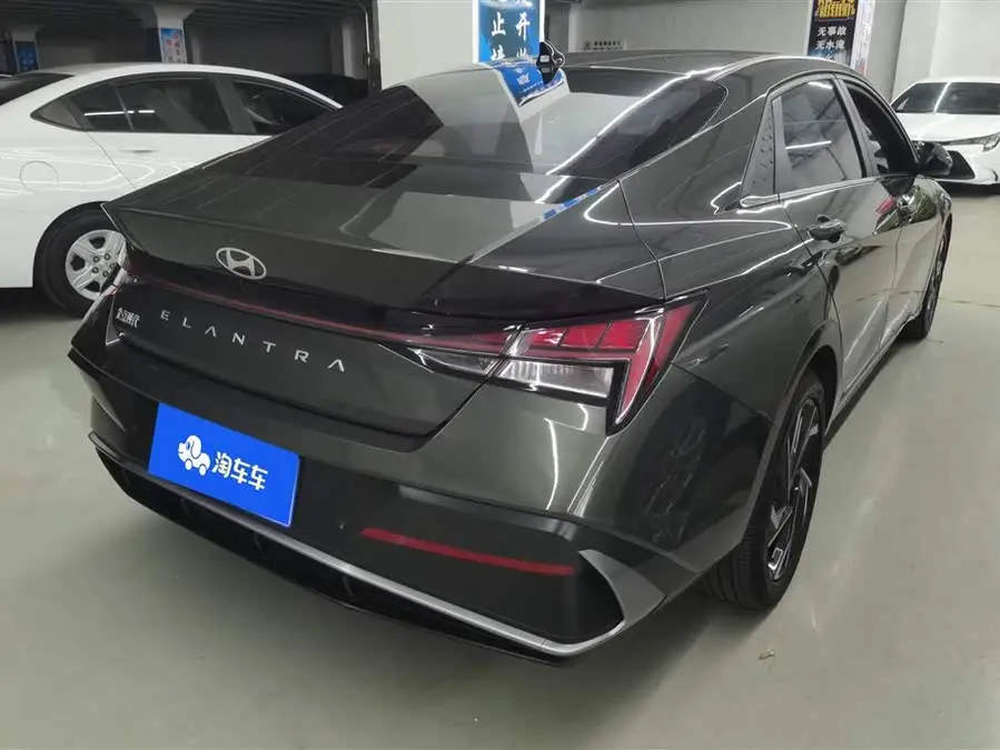 إيلانتر 2023 1.5 لتر CVT GLX النخبة