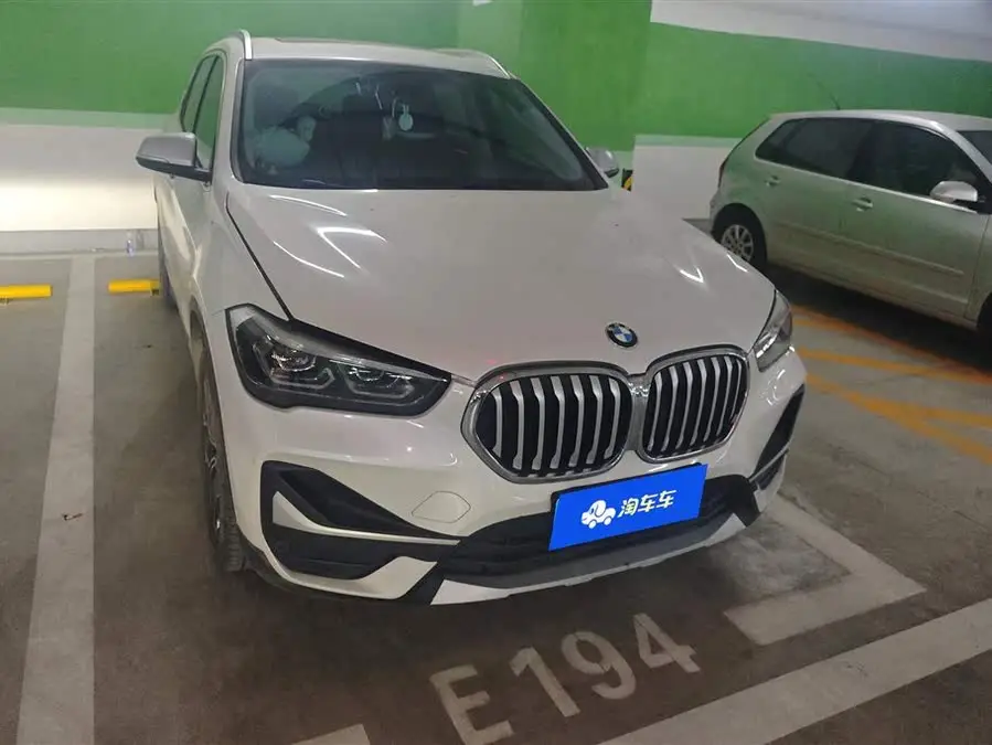 بي إم دبليو X1 2021 sDrive20Li الفاخرة