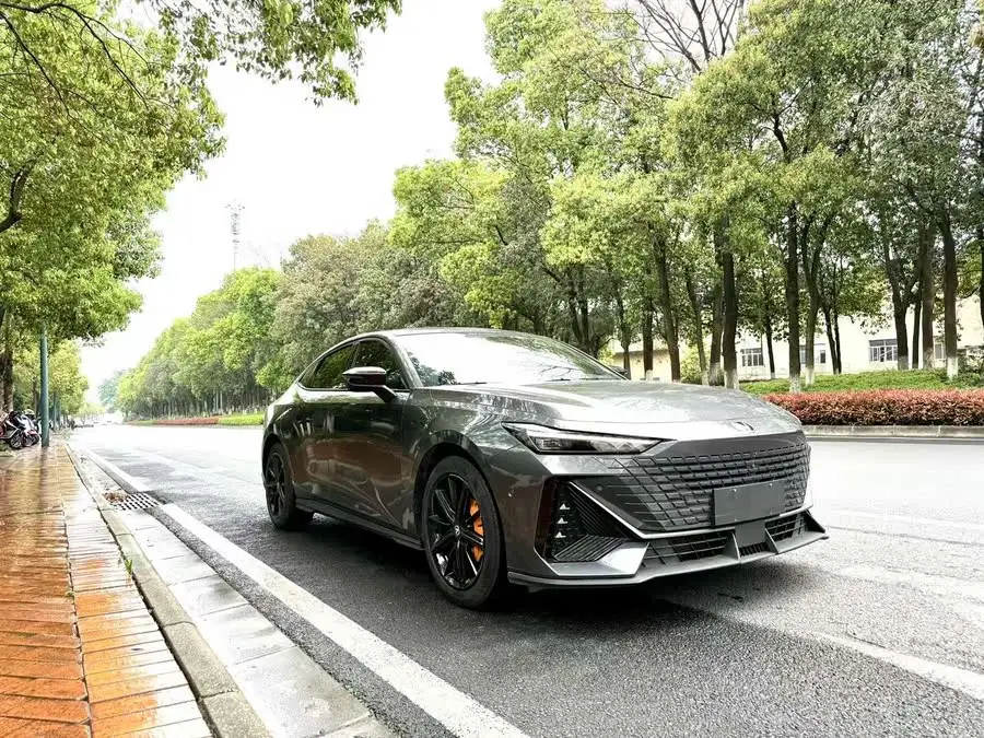 Changan UNI-V 2022 1.5T Premium