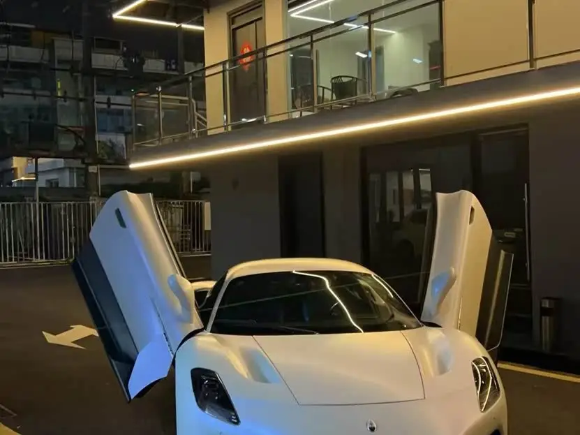 Maserati MC20 2020 3.0T Standard Version