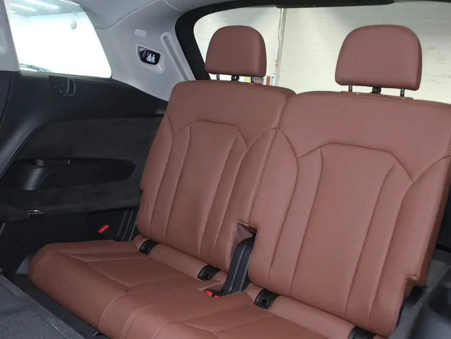 Audi Q7 2023 55 TFSI quattro S line Sport