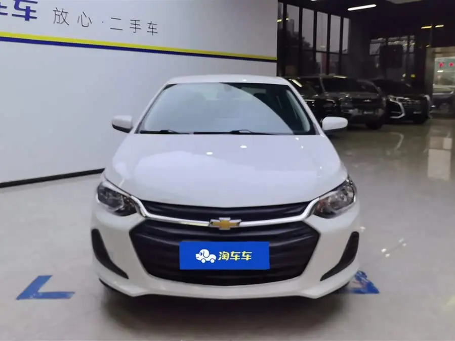 2020 شيفروليه كافاليير 325T أوتوماتيك إكسينيويد