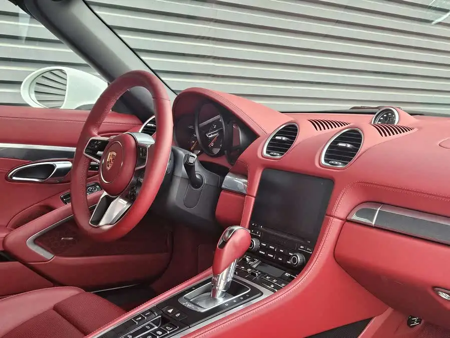 Porsche 718 2022 Boxster 2.0T