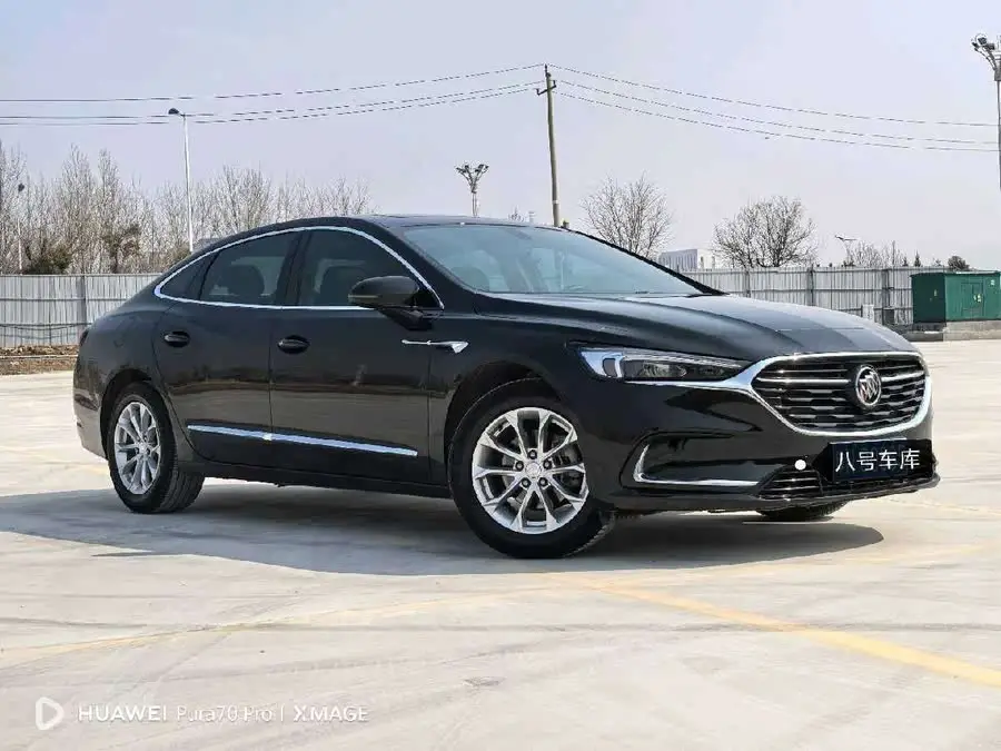 بيوك لاكروس 2021 552T الفاخرة