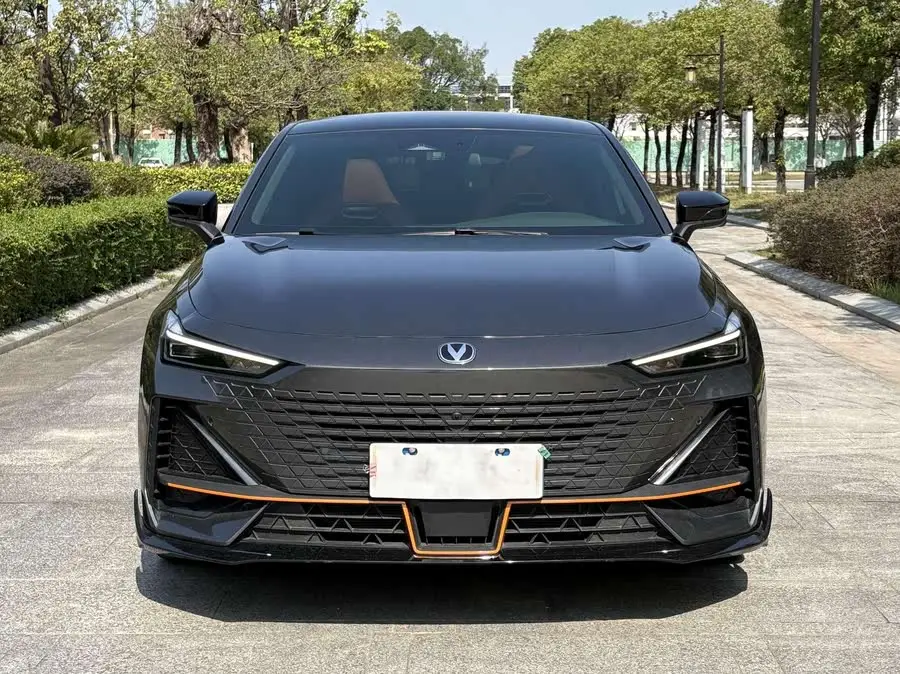 شانجان UNI-V 2023 نسخة رياضية 1.5T