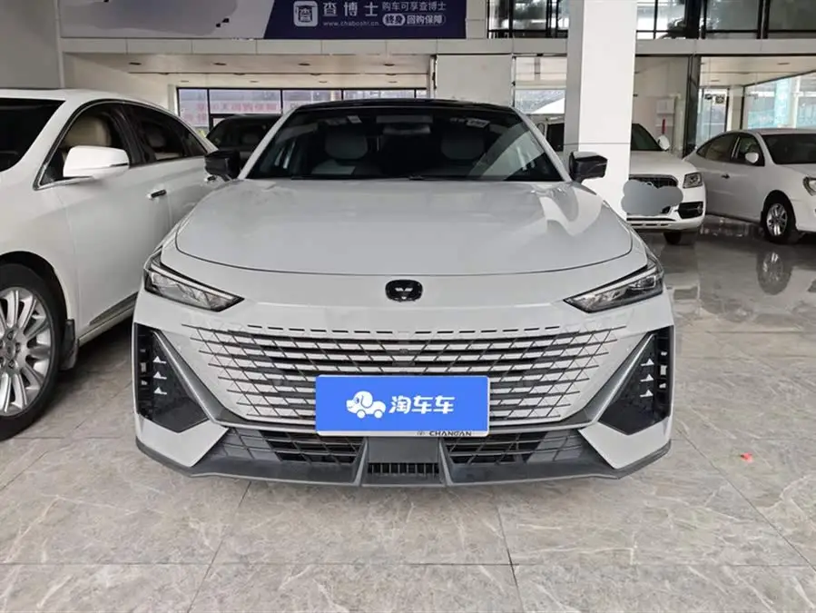 Changan UNI-V 2022 1.5T Premium