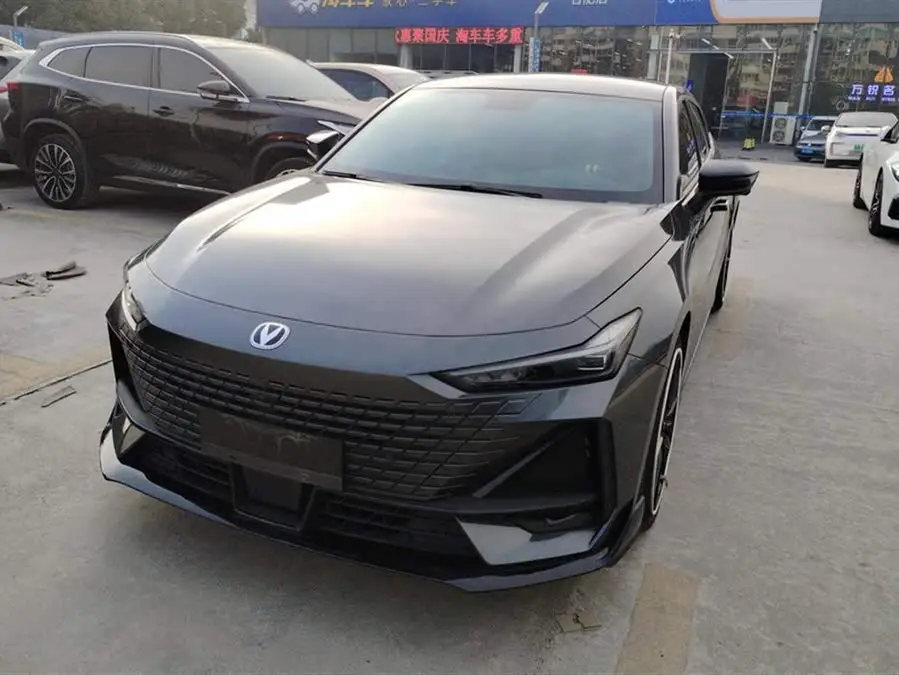 Changan UNI-V 2022 1.5T Sport Edition
