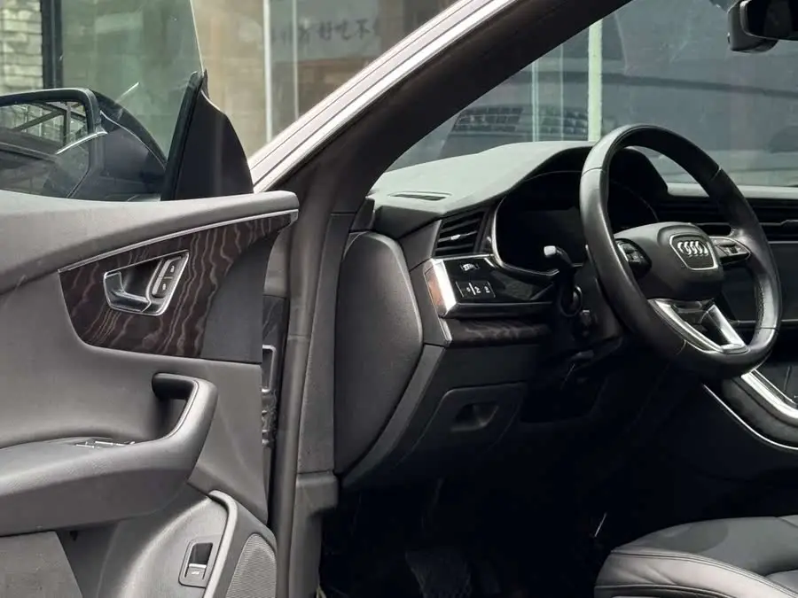 أودي Q8 2021 55 TFSI إصدار الديناميكية الفاخرة