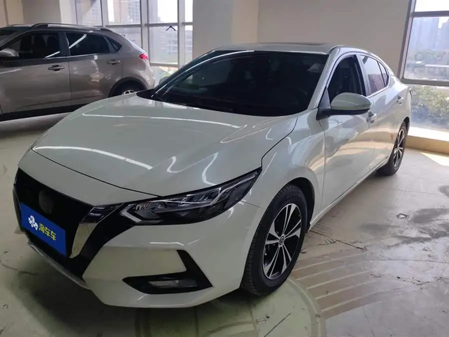 2022 نيسان سيلفي 1.6L XL CVT إصدار ذكي