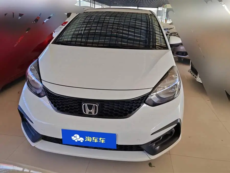 هوندا فيت 2021 1.5 لتر CVT潮跑版