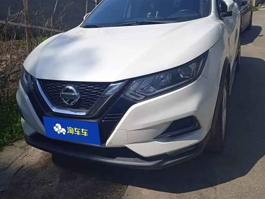 نيسان قاشقاي 2021 نسخة ذكية 2.0 لتر CVT