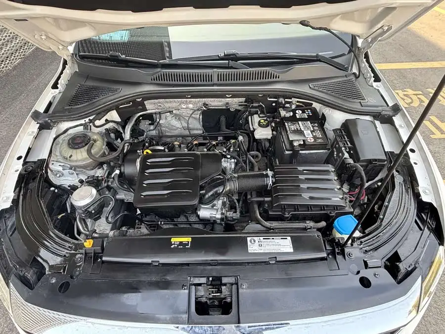 Lavida 2021 1.5L Automatic Comfort Version