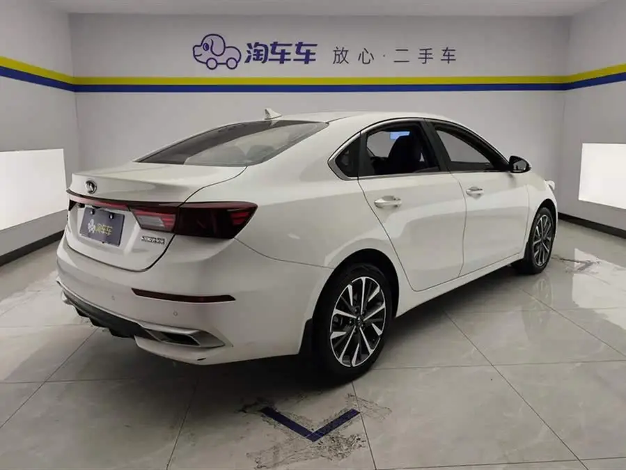 كيا K3 2021 1.5L CVT النسخة الأنيقة