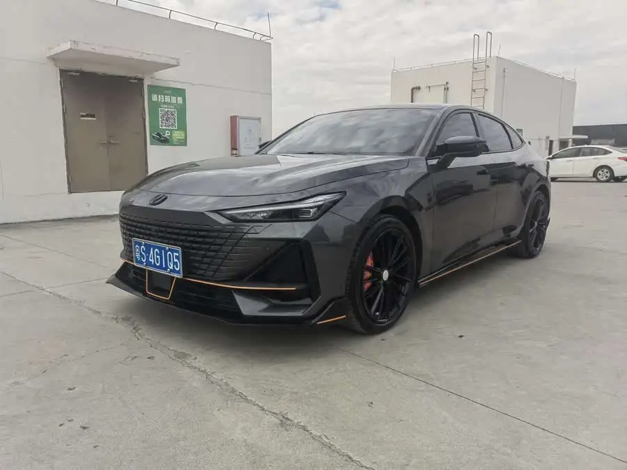 Changan UNI-V 2022 1.5T Sport Version