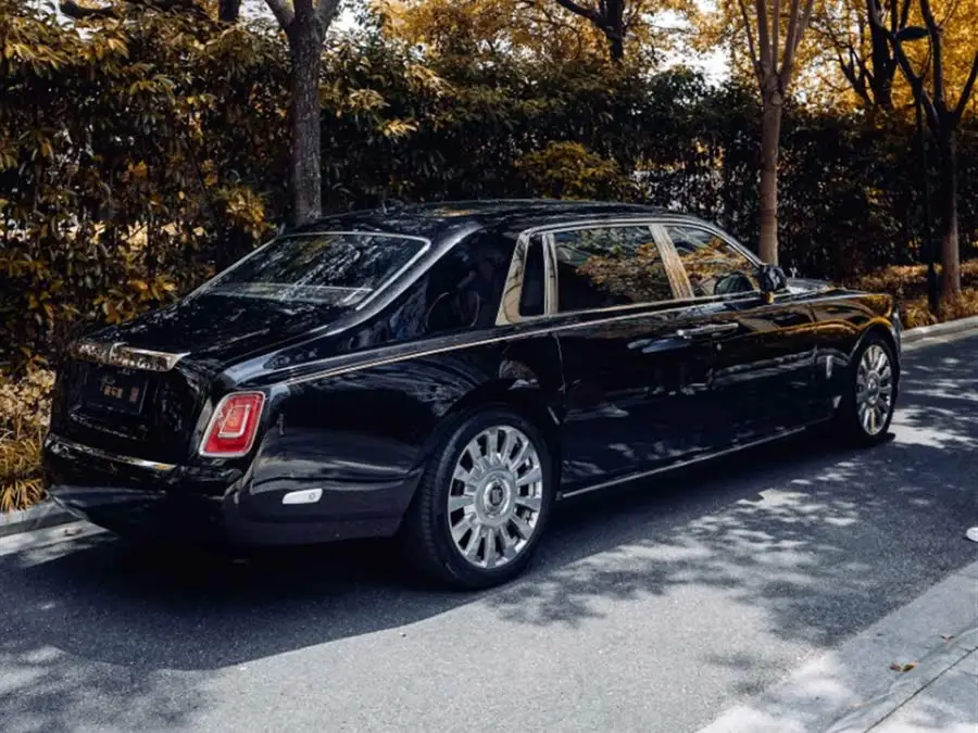 Phantom 2018 6.7T Long Wheelbase