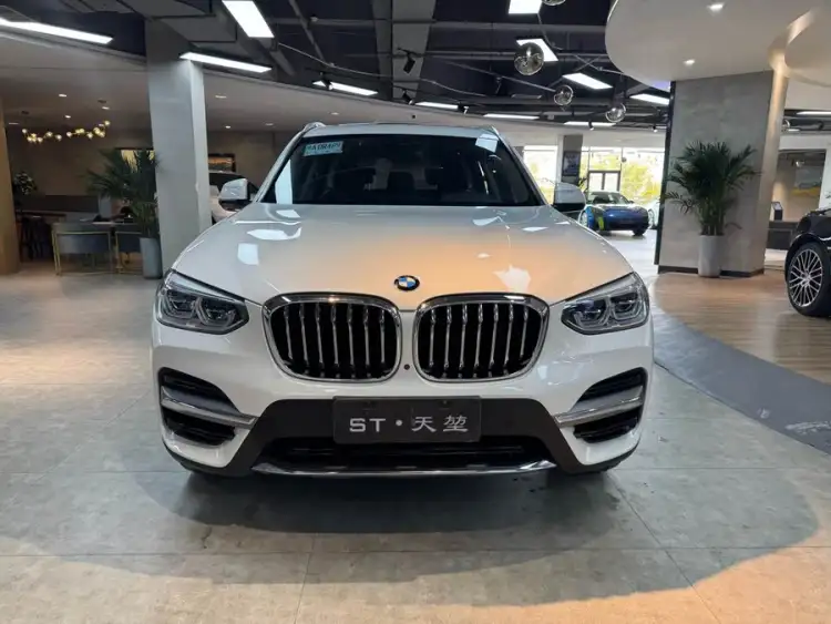 BMW X3 2021 xDrive28i Luxury Package