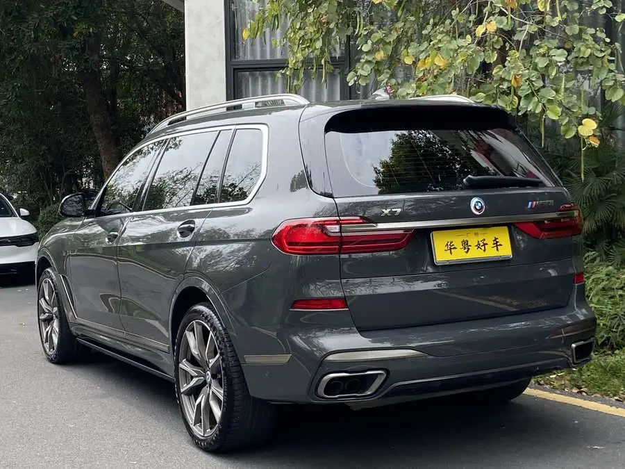 بي إم دبليو X7 2022 xDrive M50i