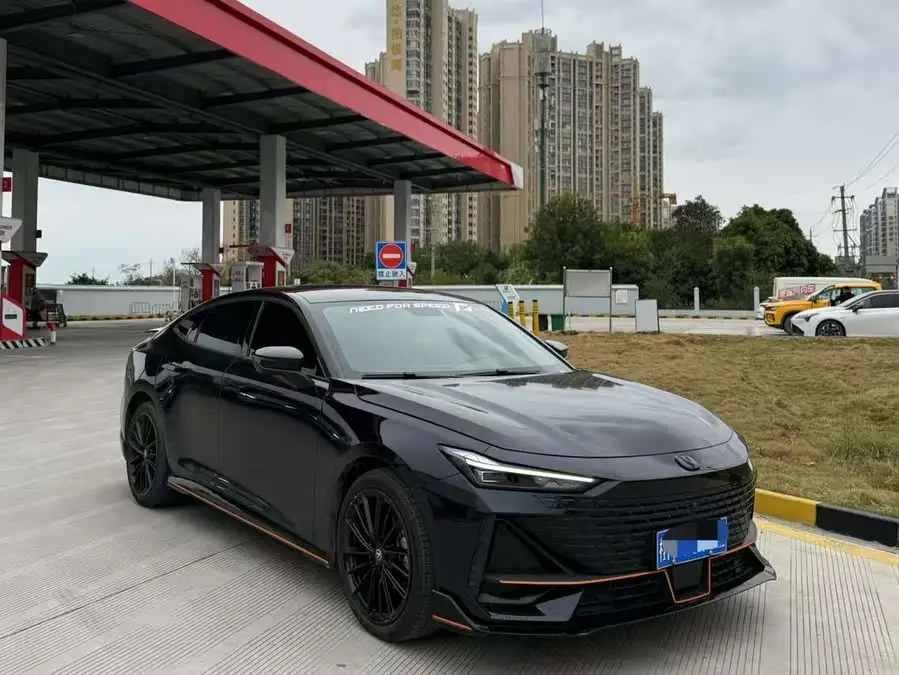 Changan UNI-V 2023 1.5T Sport Edition