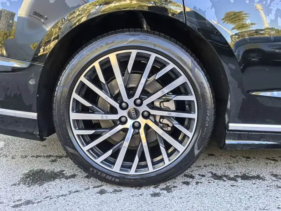 Audi A8 2023 A8L 55 TFSI quattro Flagship