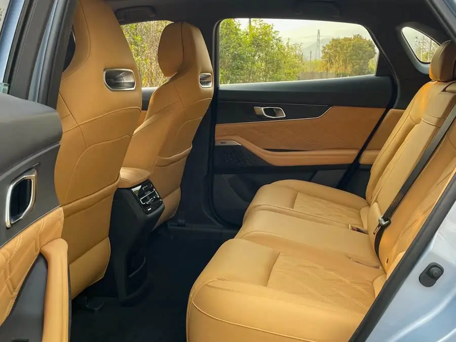 Changan UNI-K 2023 2.0T Two-Wheel Drive Delight Version