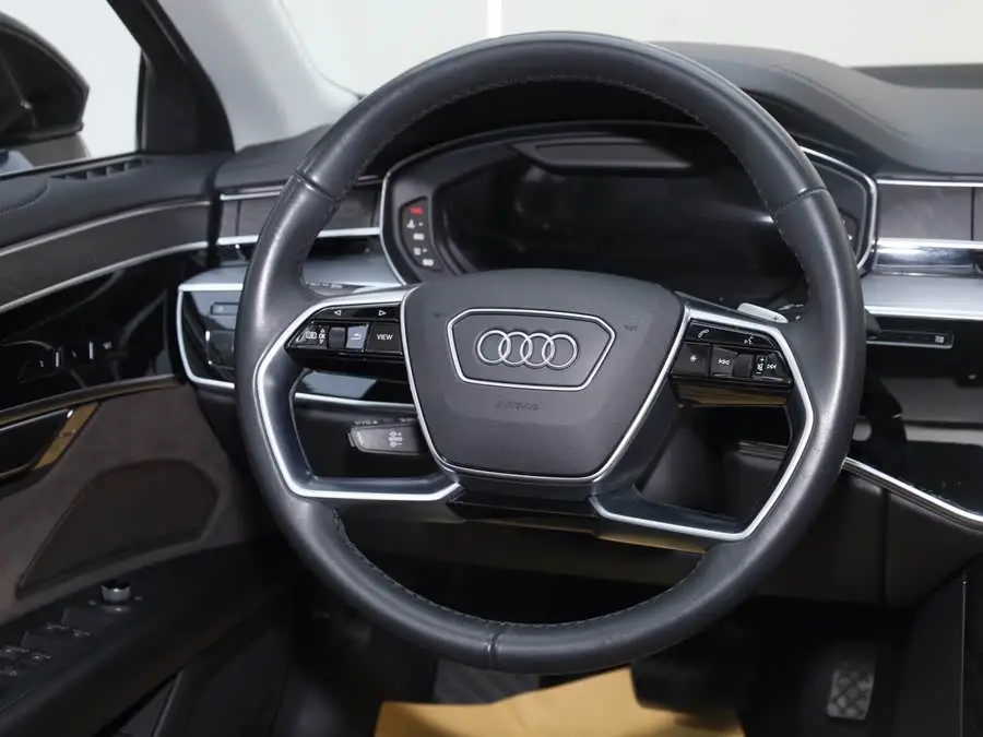 Audi A8 2023 A8L 45 TFSI quattro Luxury