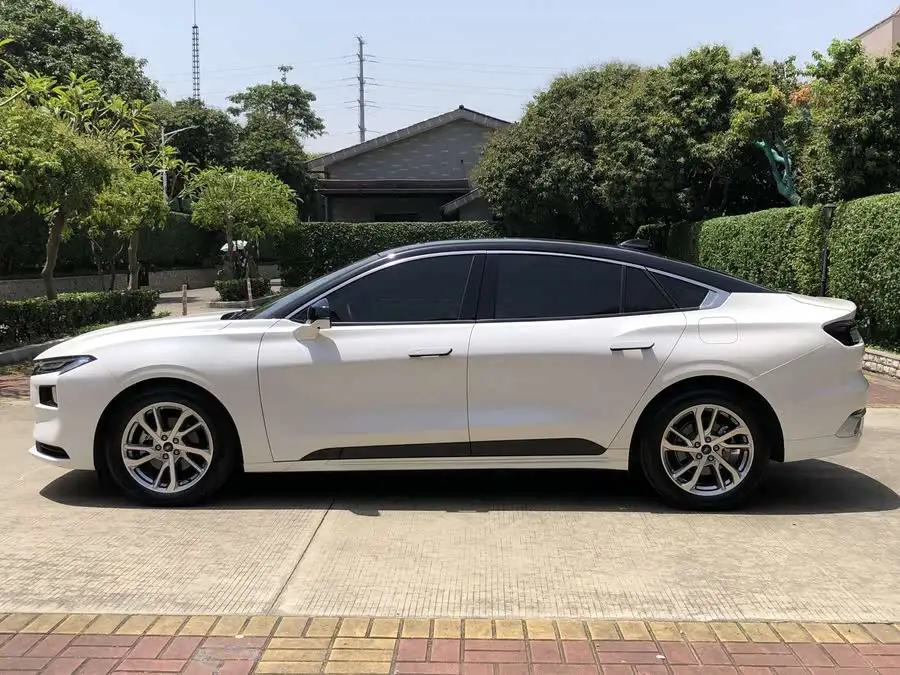 2023 فورد مونديوا إيكو بوست 245 الفاخرة