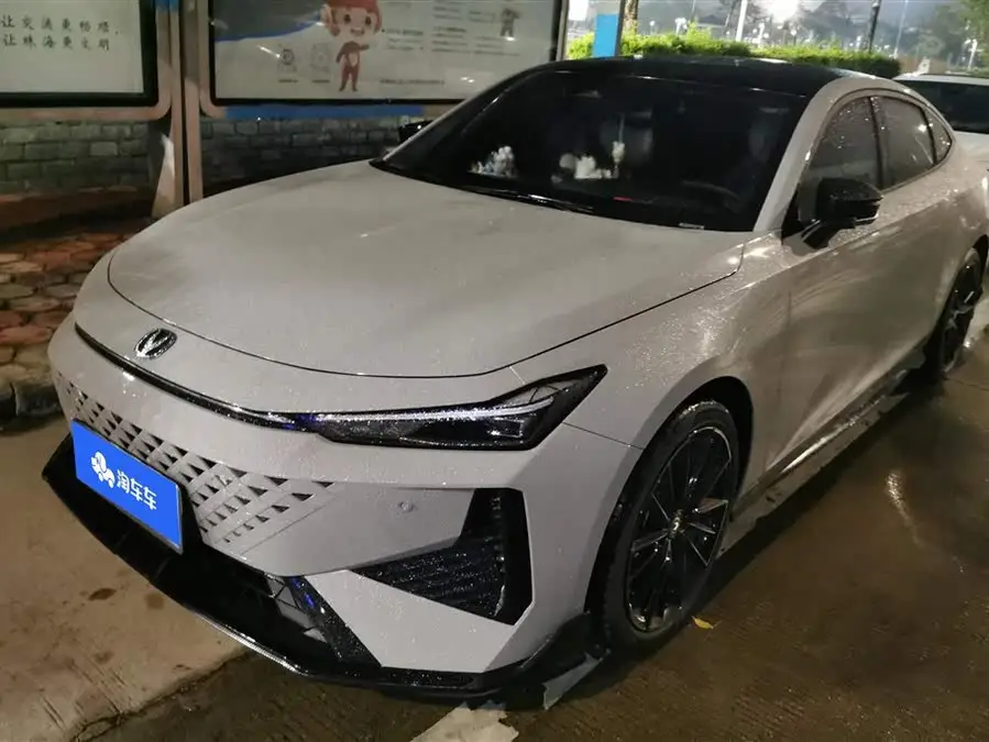 Changan UNI-V 2024 1.5T Premium Sports Edition