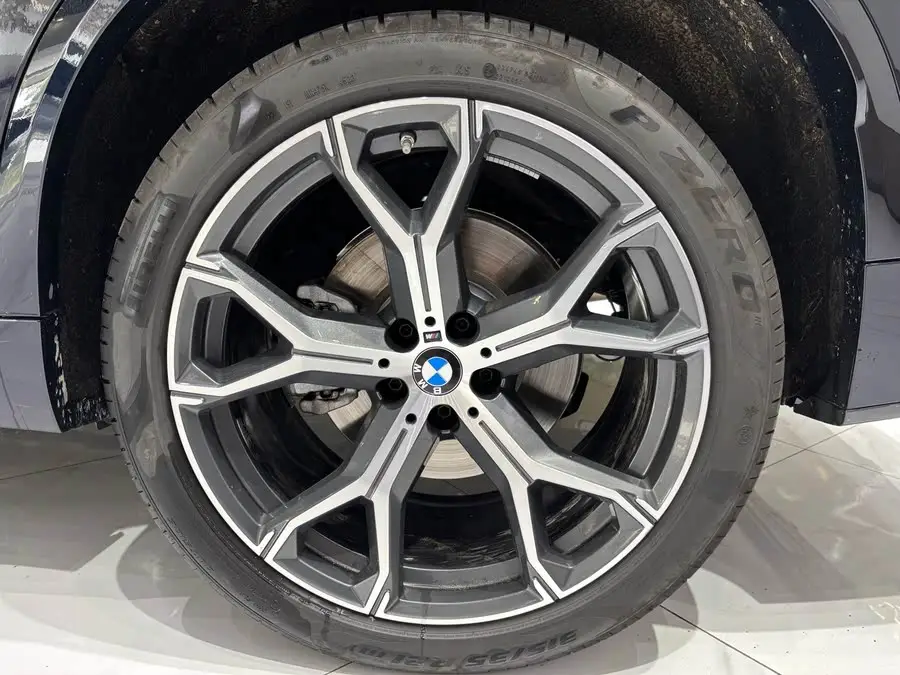 BMW X5 2023 xDrive 30Li Exclusive M Sport Night Package