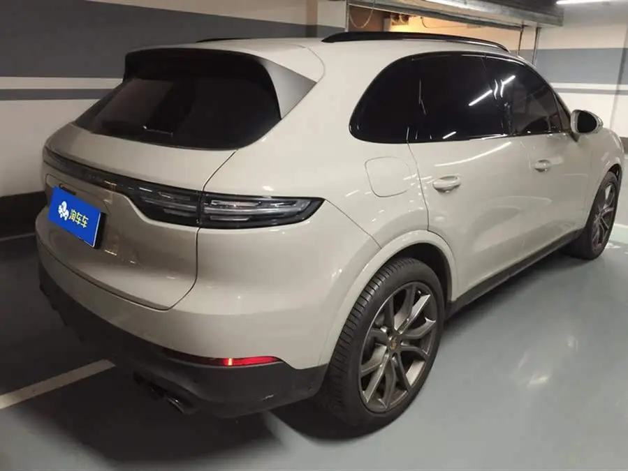 2023 Cayenne 3.0T Platinum Edition