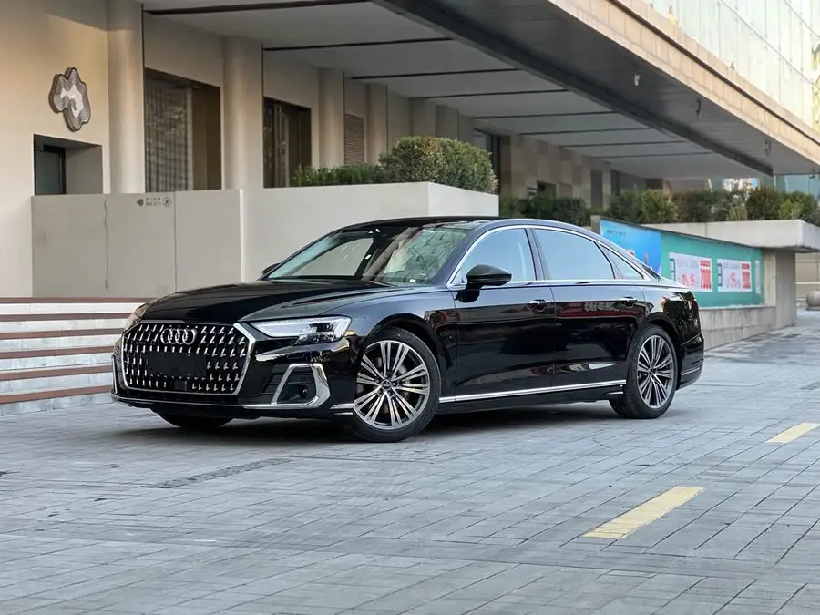 أودي A8 2025 A8L 45 TFSI quattro الفاخرة