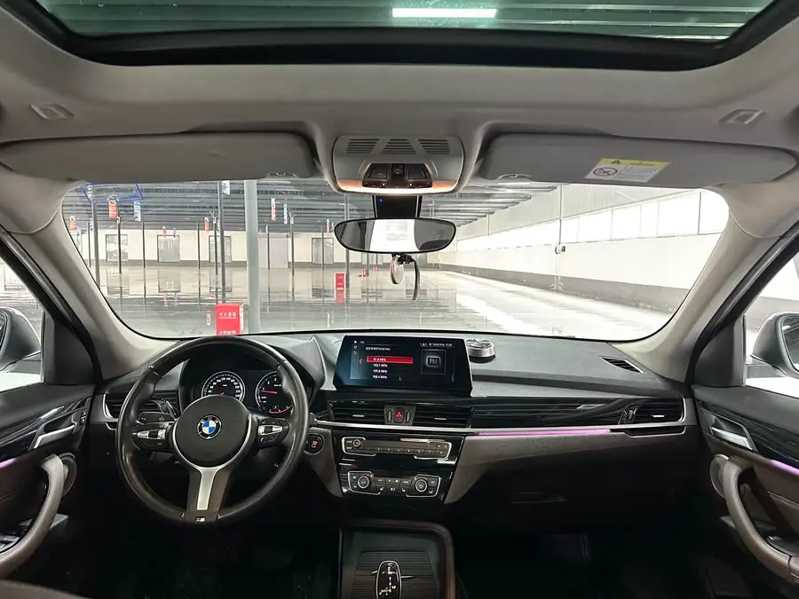 BMW X1 2022 sDrive25Li Leading Edition