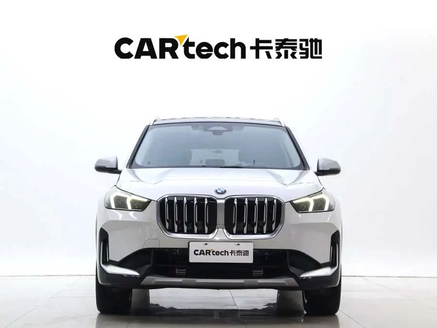 بي ام دبليو X1 2023 sDrive25Li حزمة تصميم X