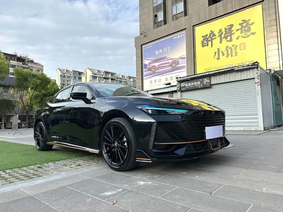 Changan UNI-V 2022 1.5T Sport Edition