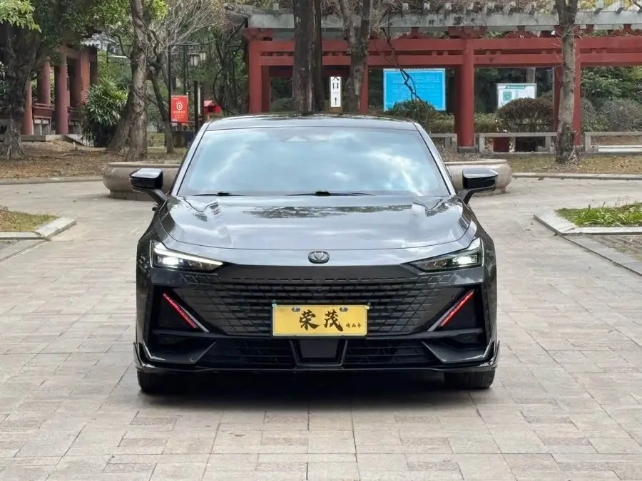 Changan UNI-V 2023 1.5T Sport Edition