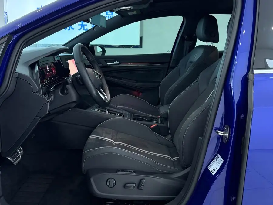 Golf 2023 Model Facelift 280TSI DSG R-Line Lite