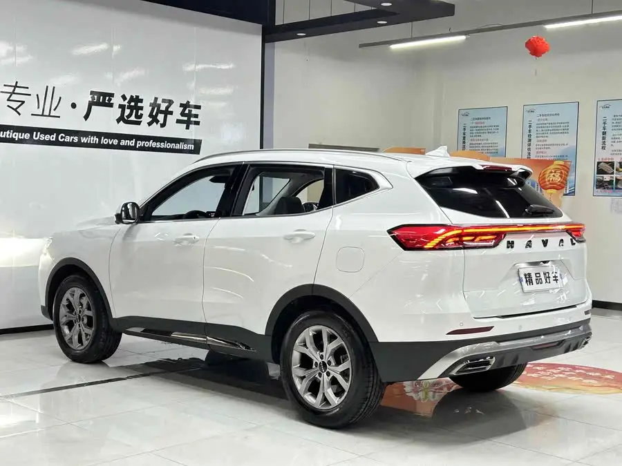 هافال H6 2021 إصدار الاتجاه الوطني 1.5T أوتوماتيكي بطل النسخة