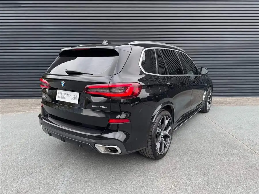 بي إم دبليو X5 طراز 2023 xDrive 40Li حزمة M الرياضية