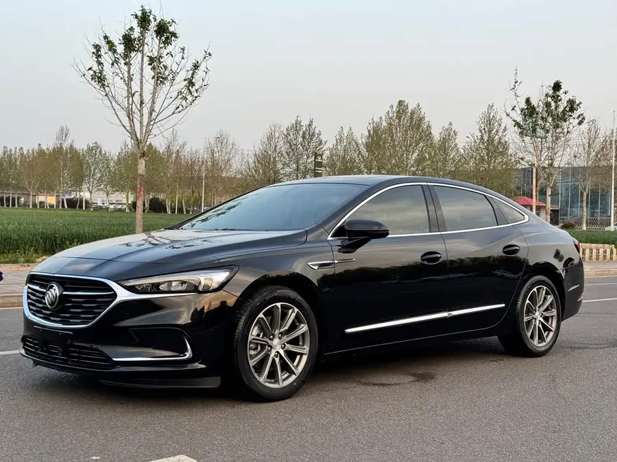 بيوك لاكروس 2021 652T الفاخرة