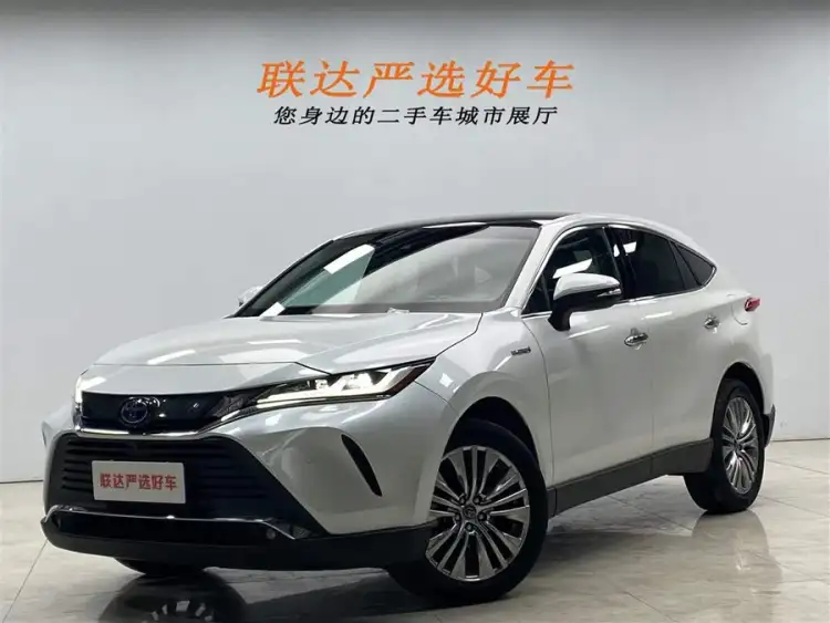 2022 Toyota Harrier Dual Engine 2.5L CVT AWD Premium Edition