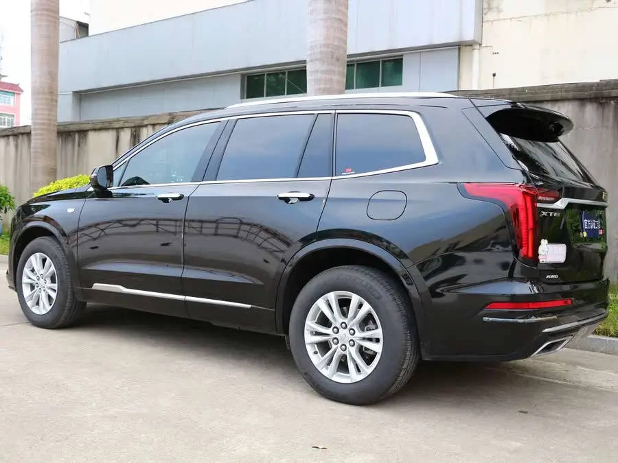 كاديلاك XT6 2022 2.0T ستة مقاعد دفع رباعي