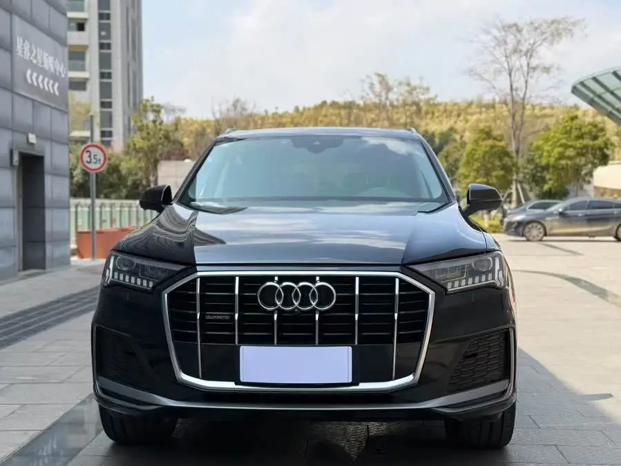 Audi Q7 2021 45 TFSI quattro S line Luxury