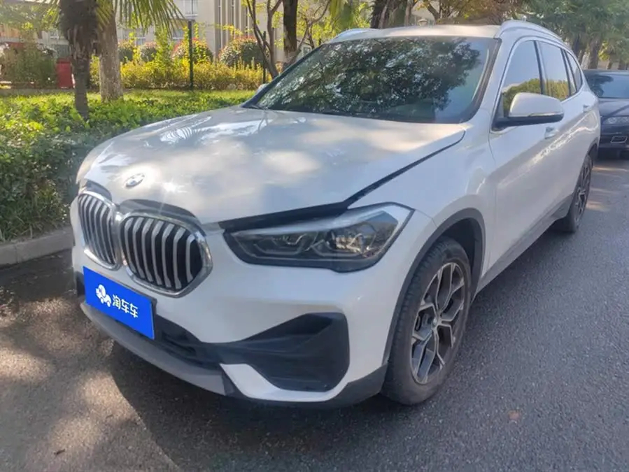 2020 BMW X1 sDrive25Li Leading Edition