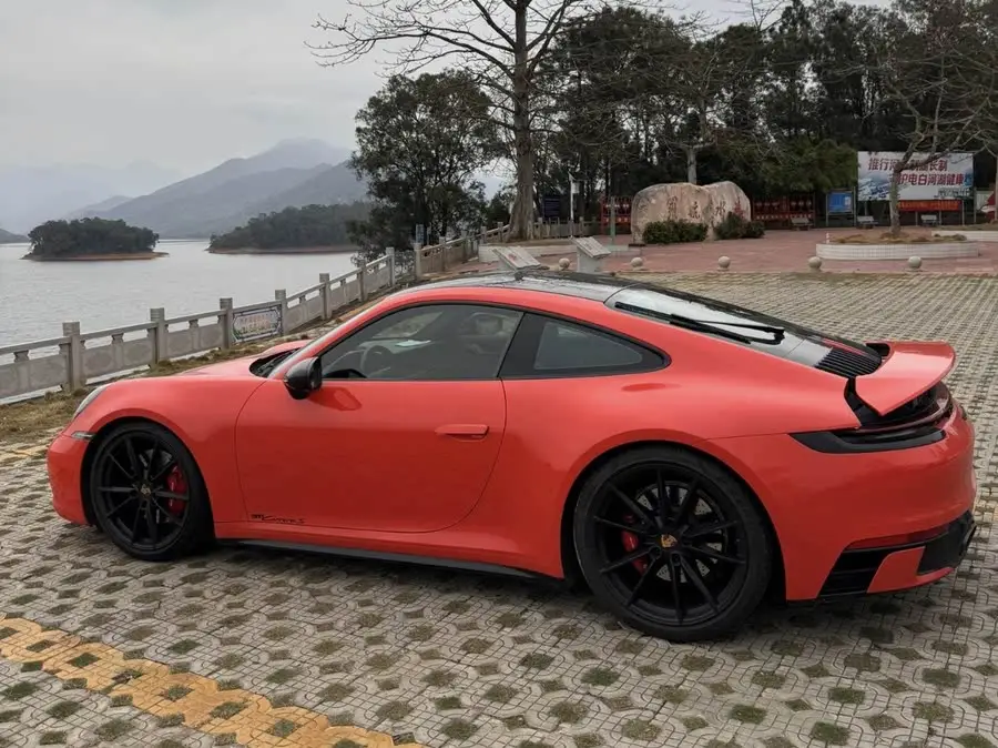 Porsche 911 2019 Carrera S 3.0T