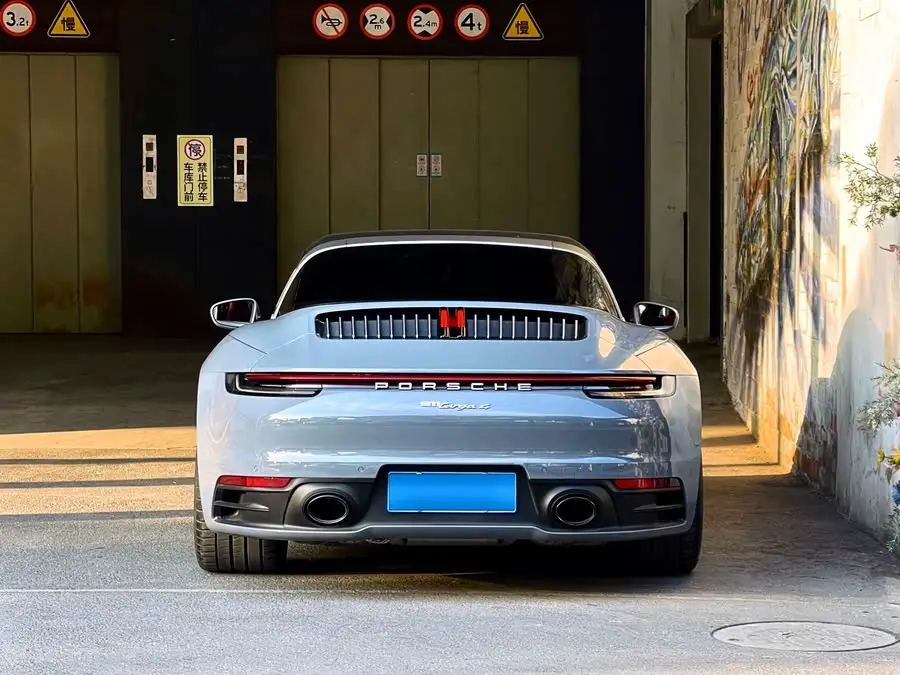 بورشه 911 2023 تارغا 4 3.0T
