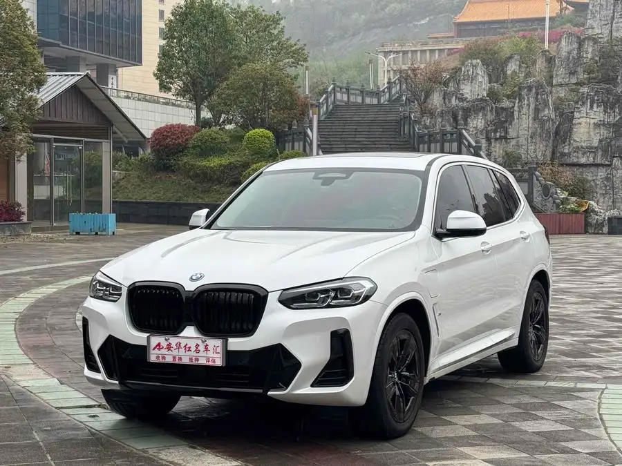 BMW iX3 2022 Facelift Leading Model