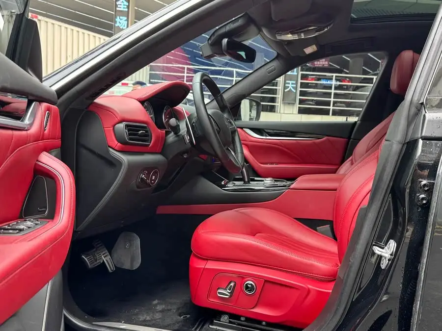 Levante 2021 3.0T Standard Edition