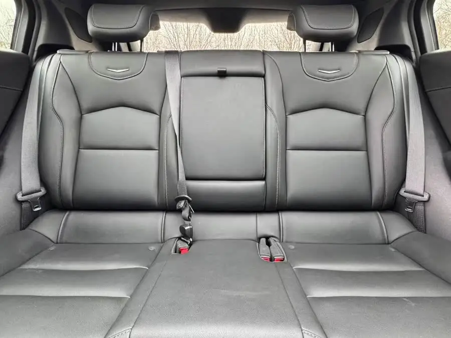 Cadillac XT4 2021 28T FWD Premium