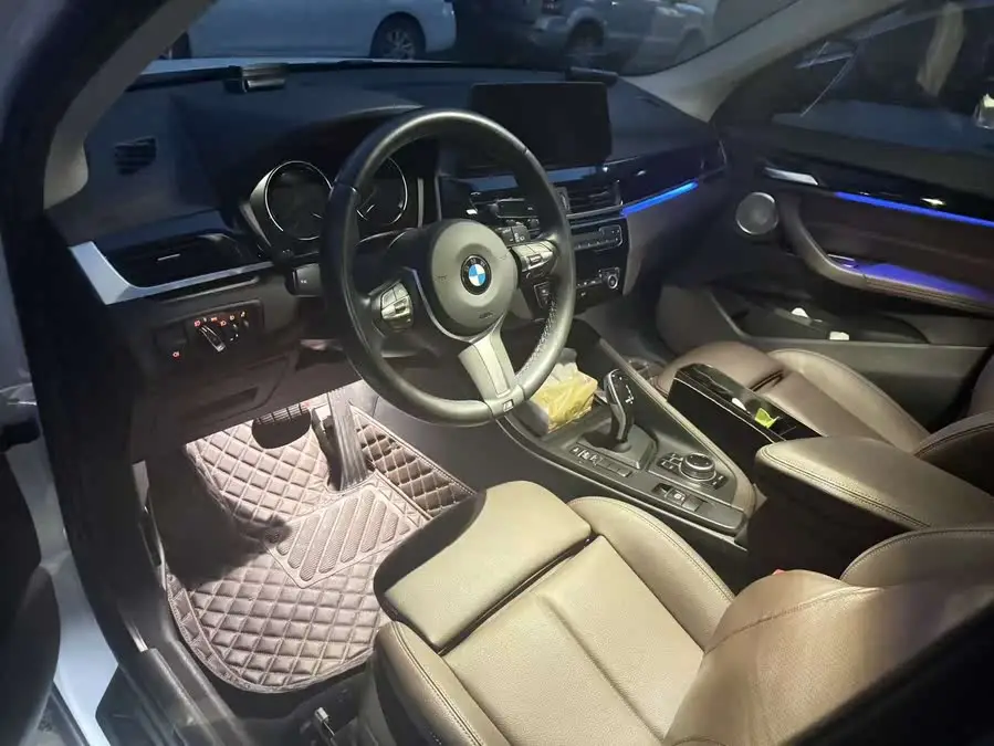 BMW X1 2021 sDrive25Li Leading Edition