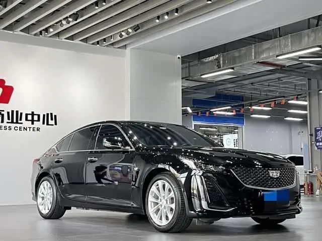 2023 Cadillac CT5 28T Luxury (Standard Edition)