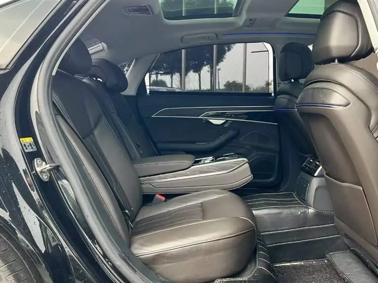 أودي A8 2019 الطراز المحدّث بلس A8L 50 TFSI كواترو راحة